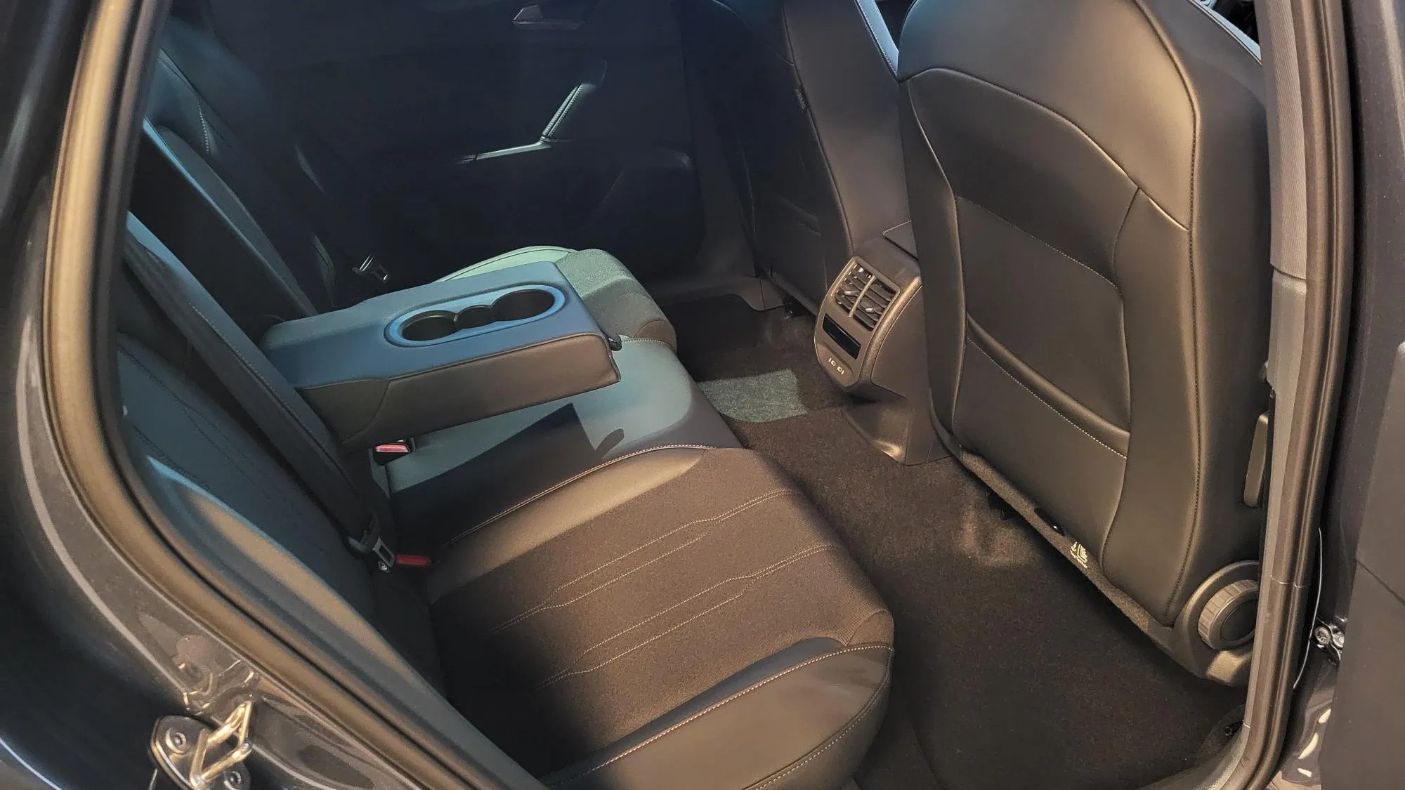 CUPRA Formentor 1.5 TSI DSG mHEV Impulse képe