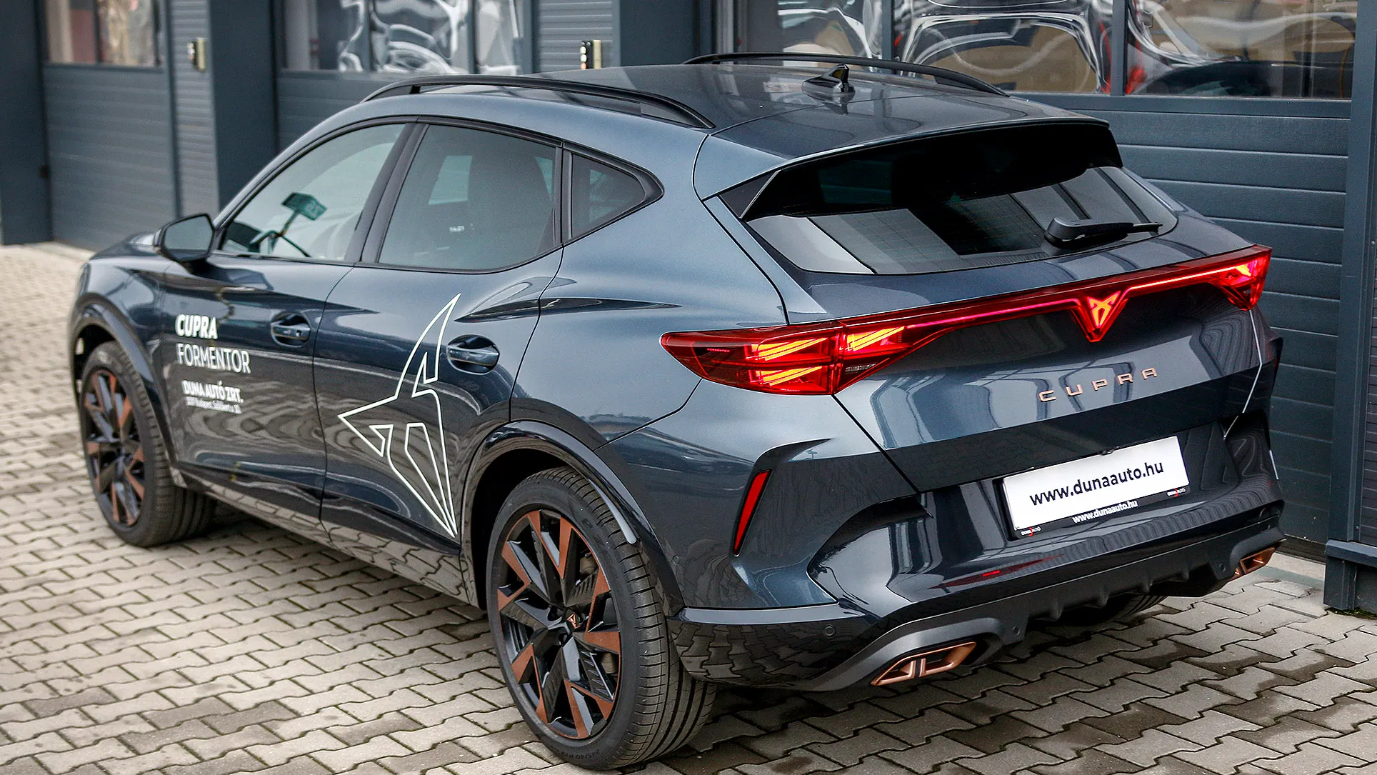 CUPRA Formentor 1.5 TSI DSG pHEV Impluse képe