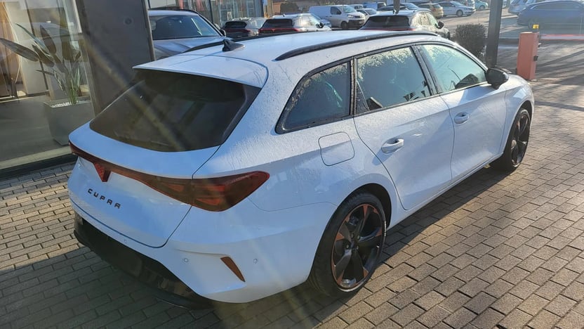 CUPRA Leon kombi 1.5 TSI DSG mHEV Impuls képe
