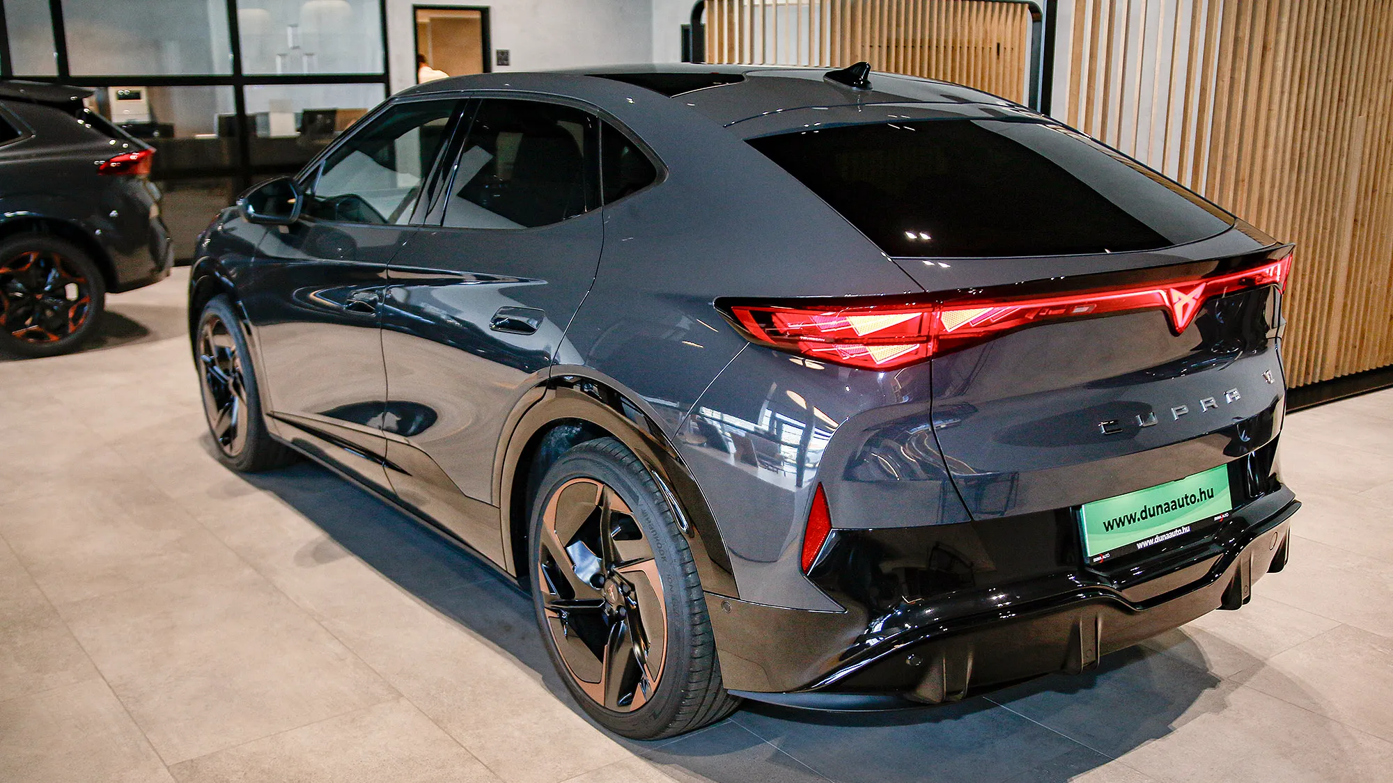 CUPRA Tavascan VZ Adrenaline / 77kWh képe