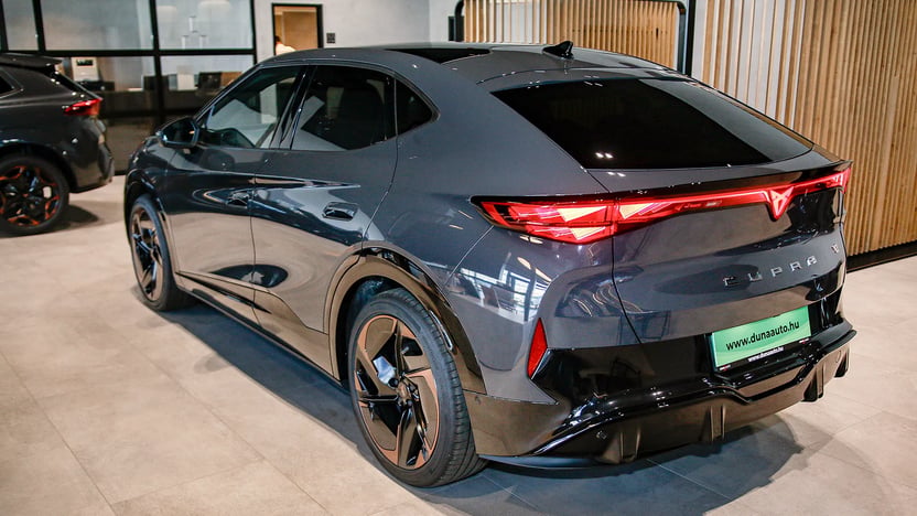 CUPRA Tavascan VZ Adrenaline / 77kWh képe