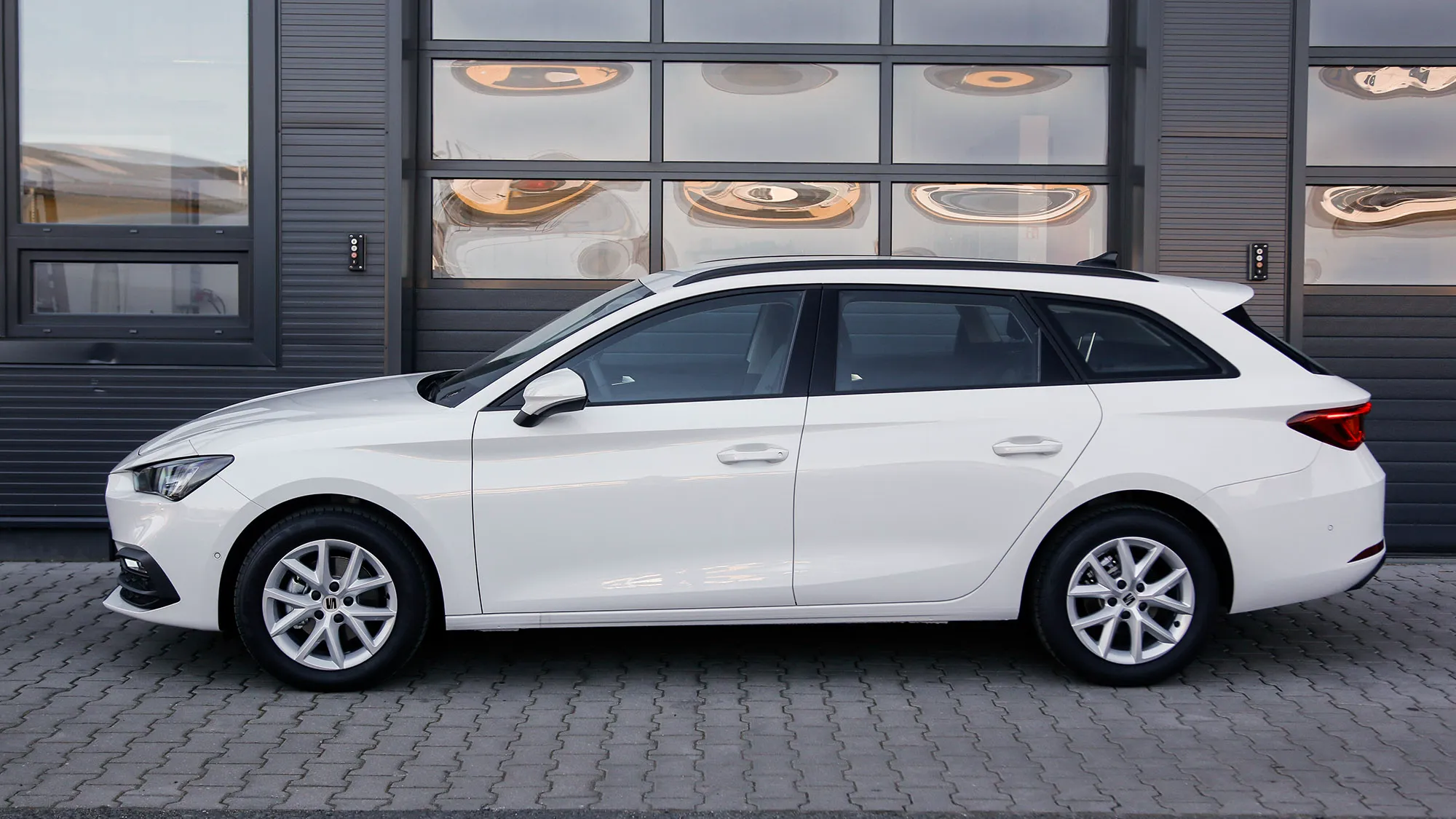 Leon Kombi 1.5 TSI DSG Style mHEV képe