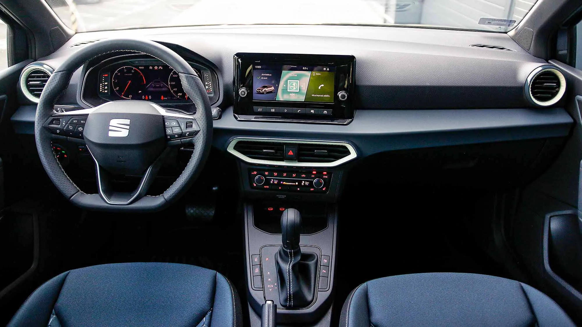 Arona 1.0 TSI DSG Style képe