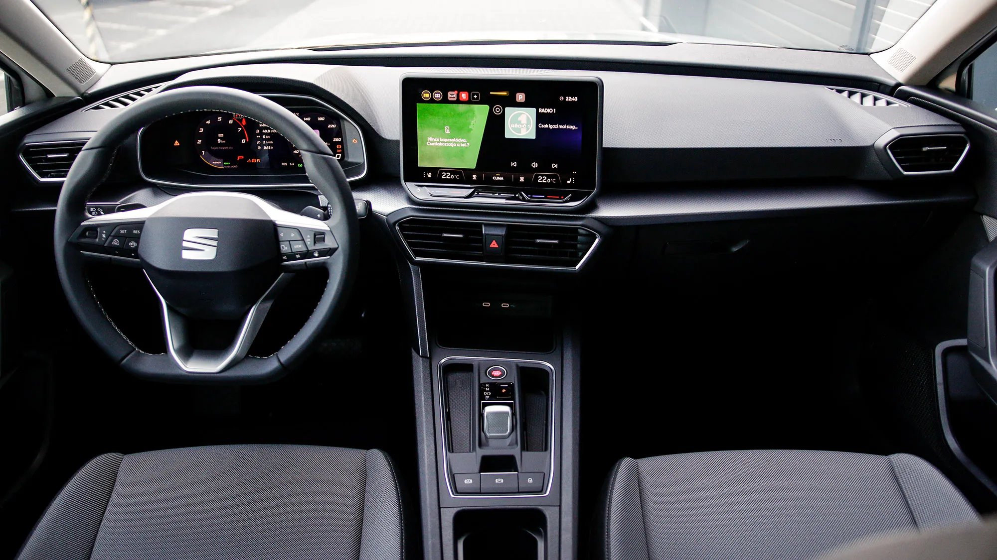 Leon 1.5 TSI DSG Business mHEV képe