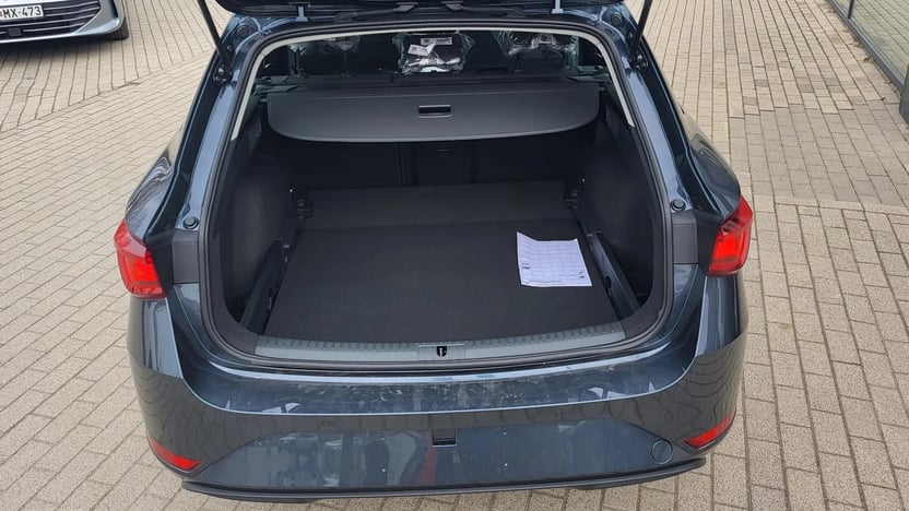 Leon Kombi 1.5 TSI DSG Business mHEV képe