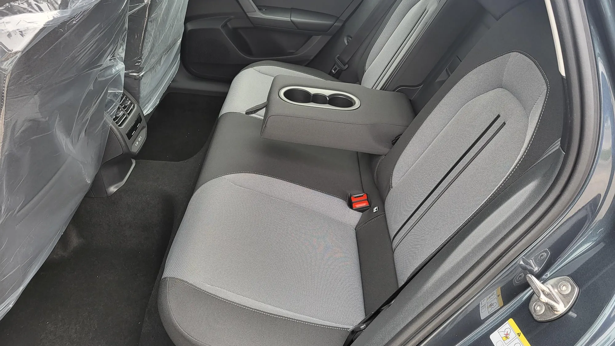 Leon Kombi 1.5 TSI DSG Business mHEV képe