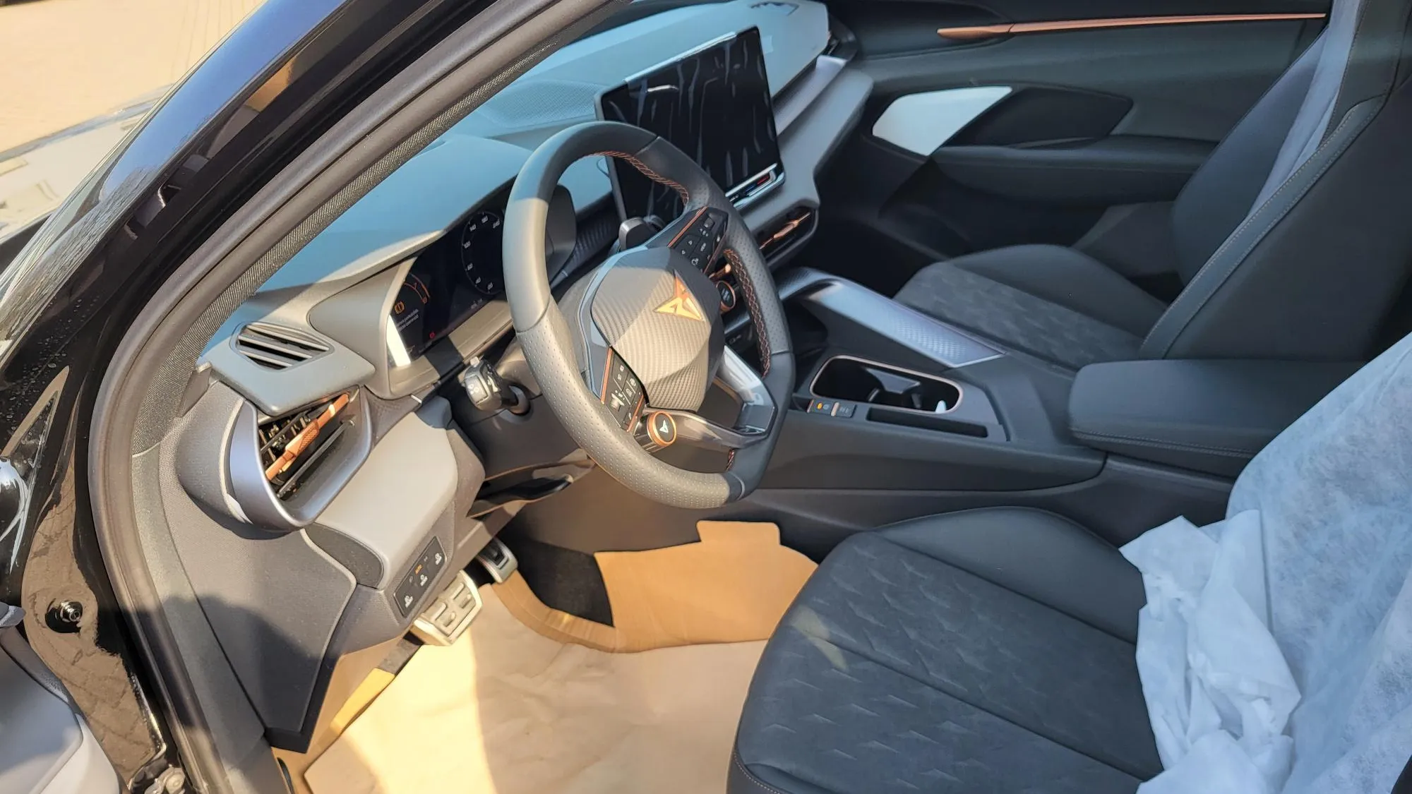 CUPRA Terramar 1.5 TSI DSG mHEV Impulse képe