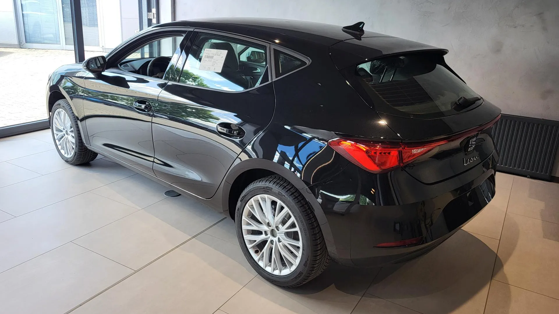 Leon 1.5 TSI Entry képe