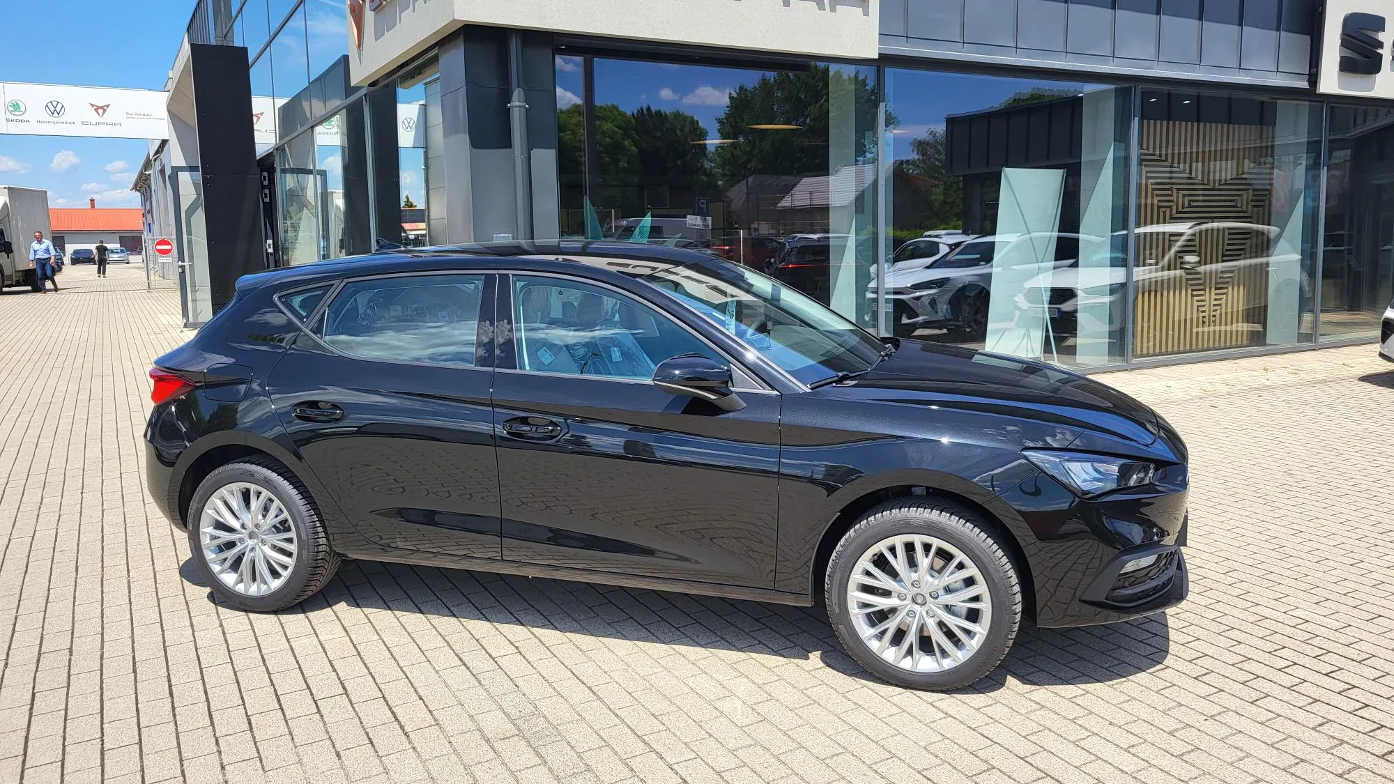 Leon 1.5 TSI Entry képe