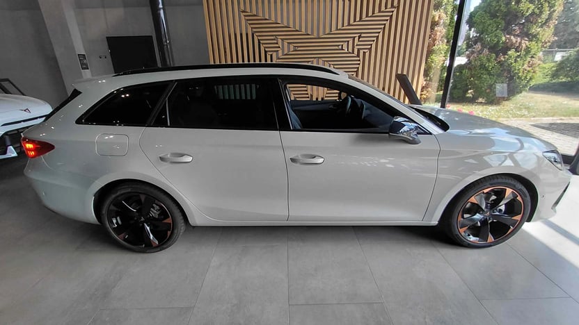 CUPRA Leon kombi 1.5 TSI DSG mHEV Impuls képe
