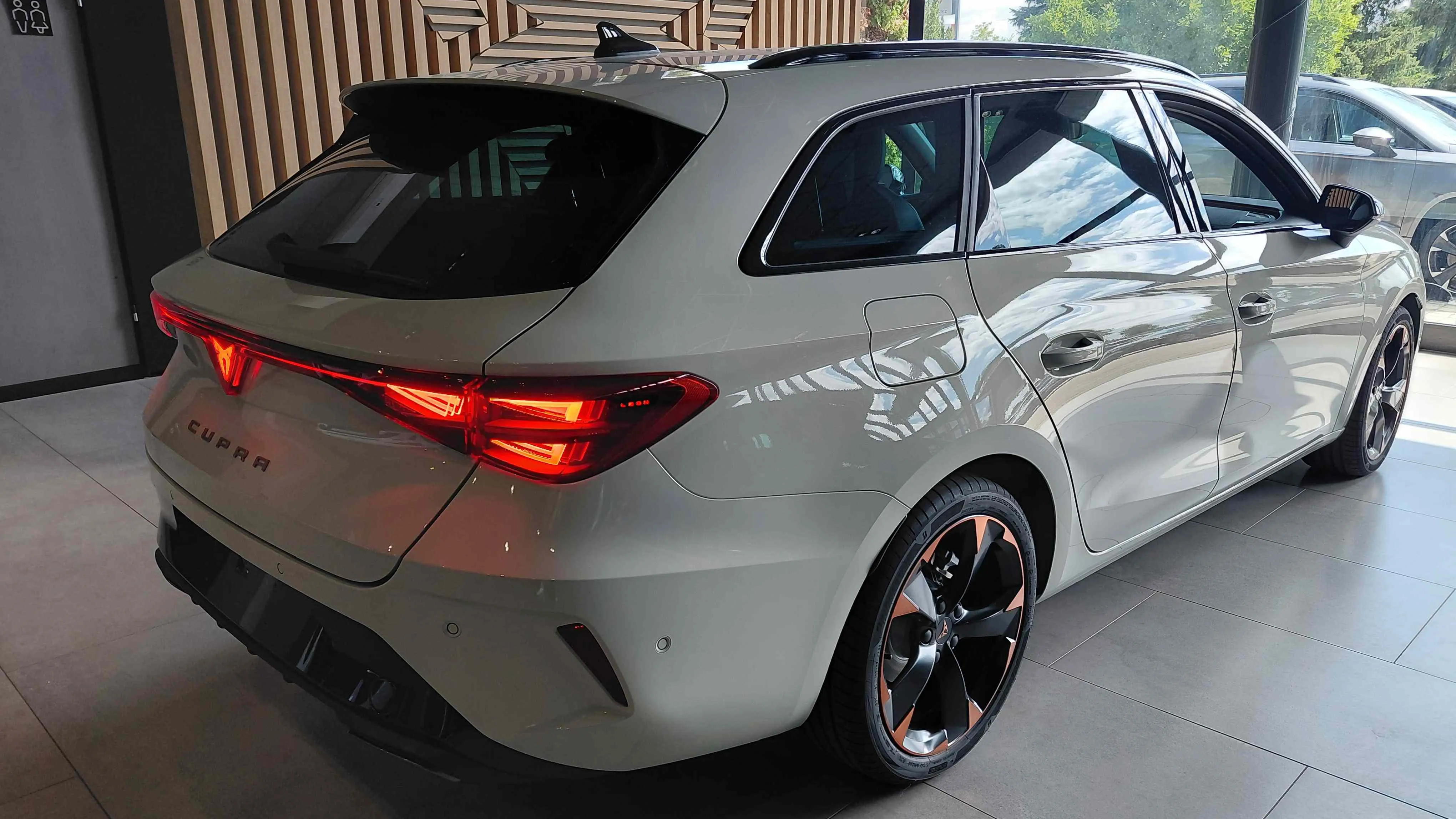 CUPRA Leon kombi 1.5 TSI DSG mHEV Impuls képe