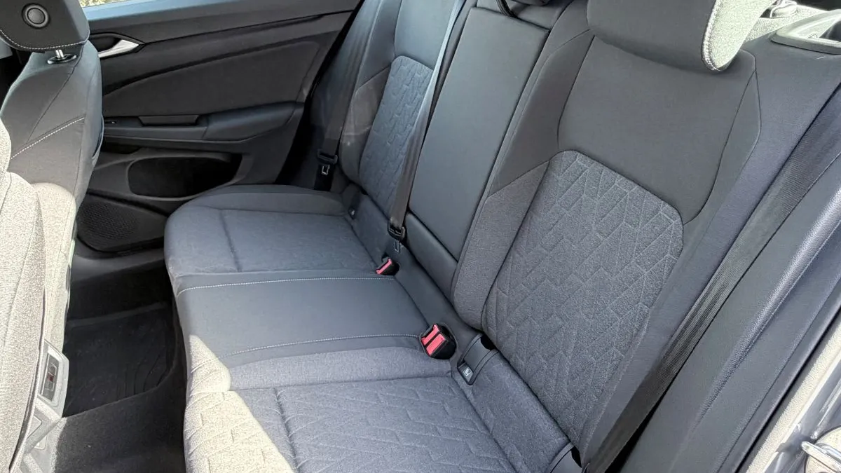 Golf Variant Life 1.5 eTSI DSG képe