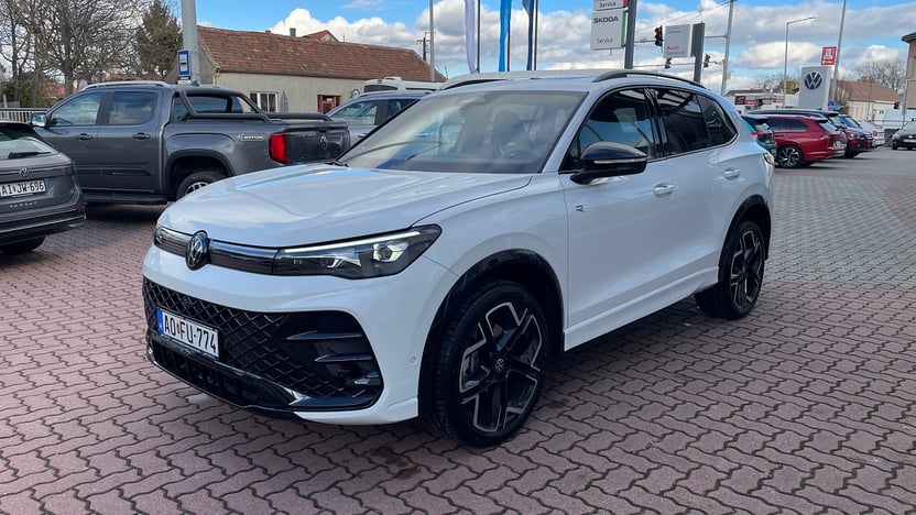 Tiguan R-Line 2.0 TDI DSG 4Motion képe