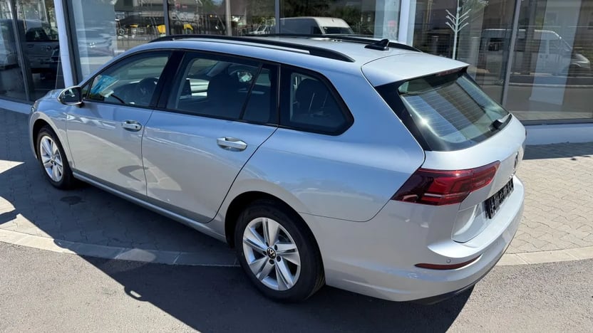 Golf Variant Life 2.0 TDI DSG képe