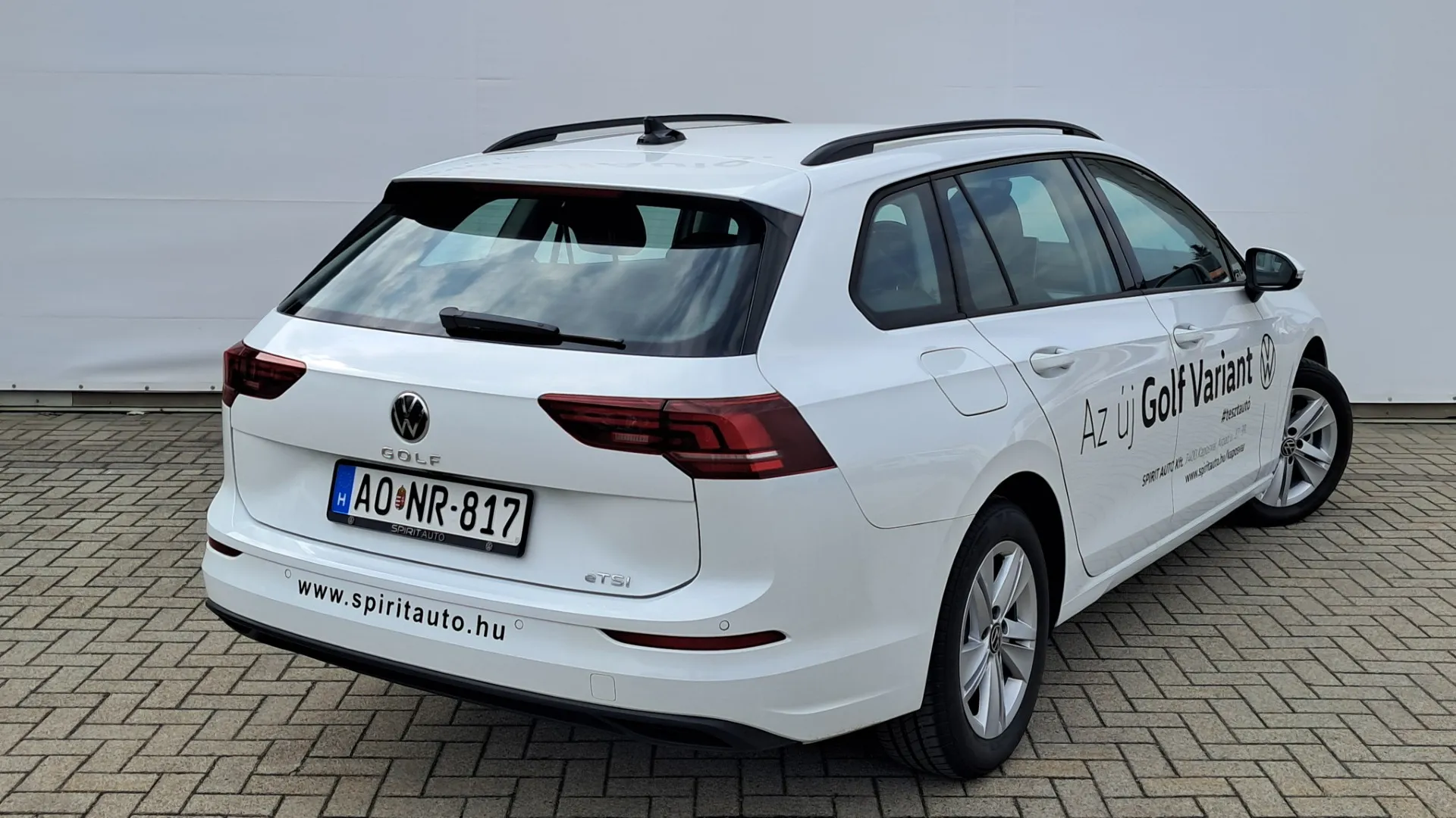 Golf Variant Life 1.5 eTSI DSG képe