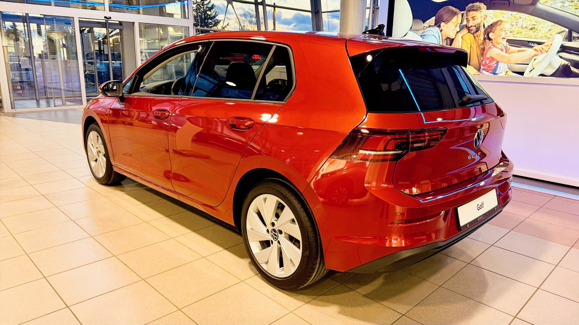 Golf Prime 1.5 eTSI DSG képe
