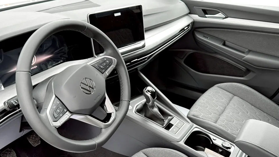Golf Variant Life 2.0 TDI képe