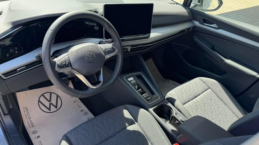 Golf Prime 1.5 eTSI DSG képe