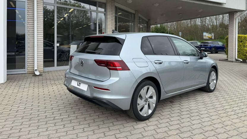 Golf Prime 1.5 eTSI DSG képe