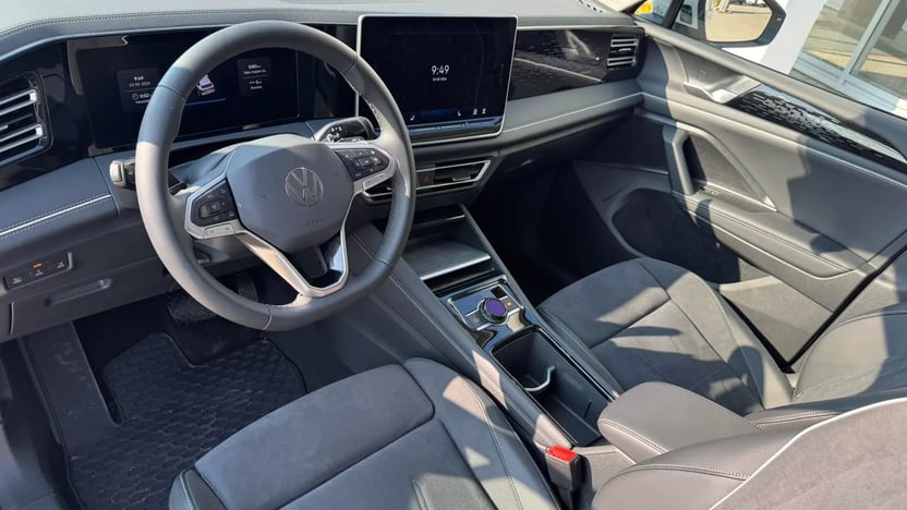 Tiguan Elegance 2.0 TDI DSG képe
