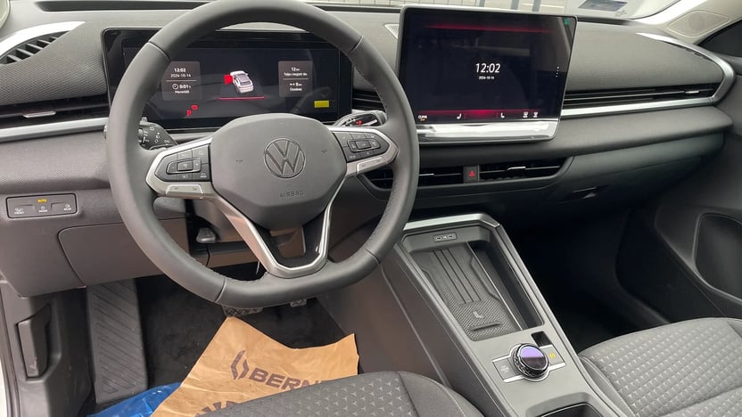 T-Roc Life 1.5 eTSI DSG képe