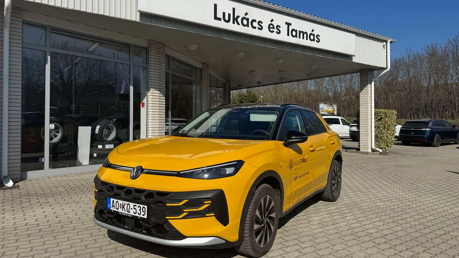 T-Roc Life 1.5 eTSI DSG képe