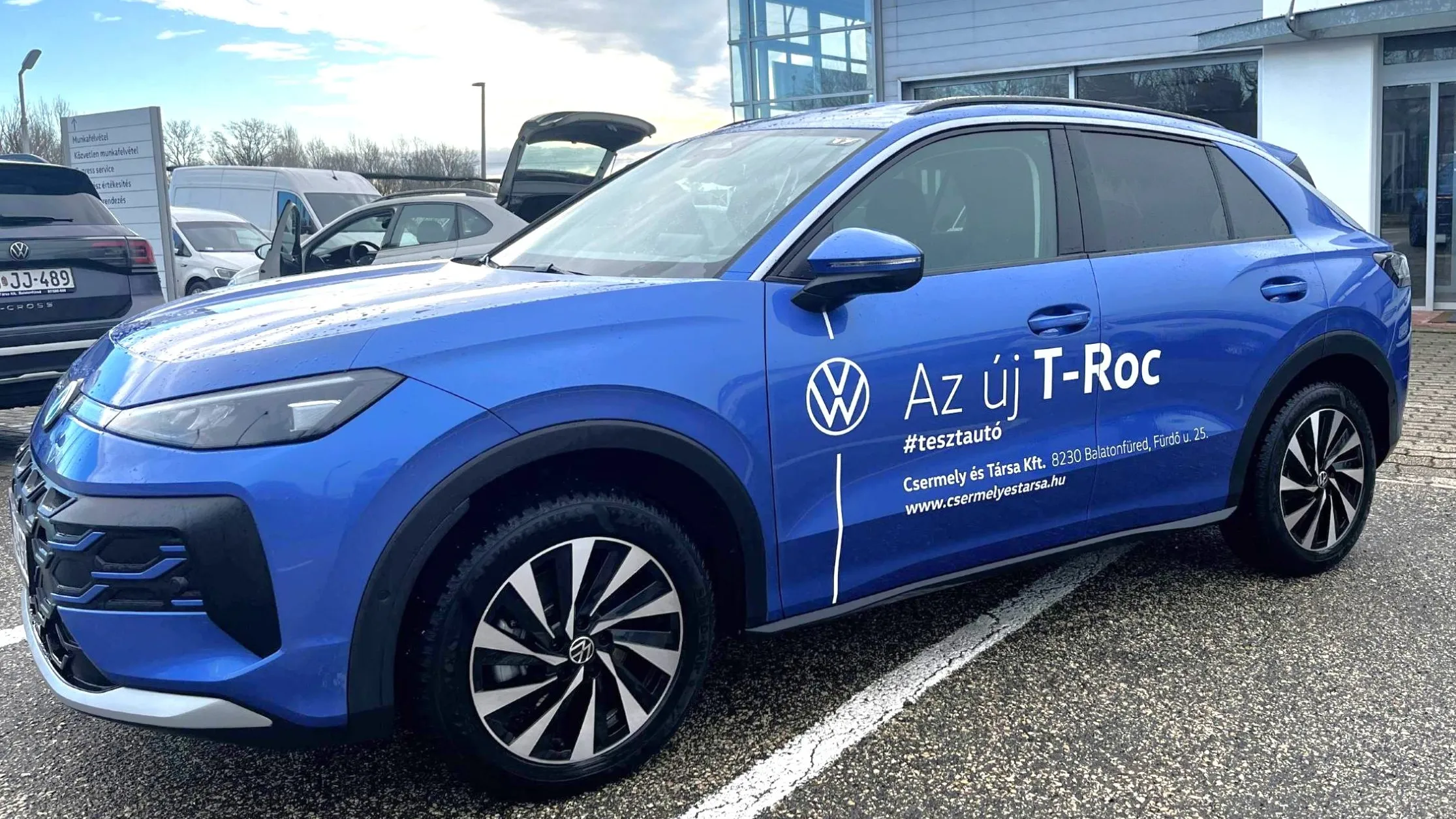 T-Roc Life 1.5 eTSI DSG képe