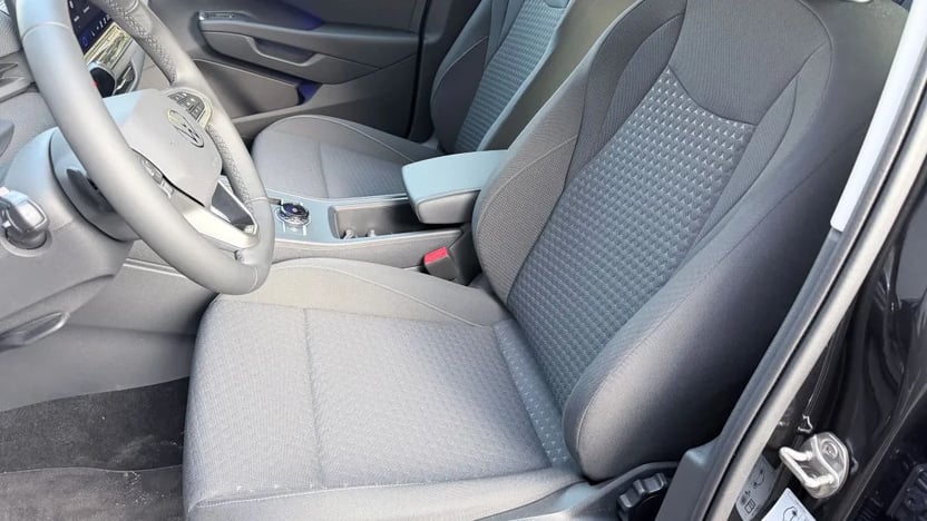 T-Roc Life 1.5 eTSI DSG képe