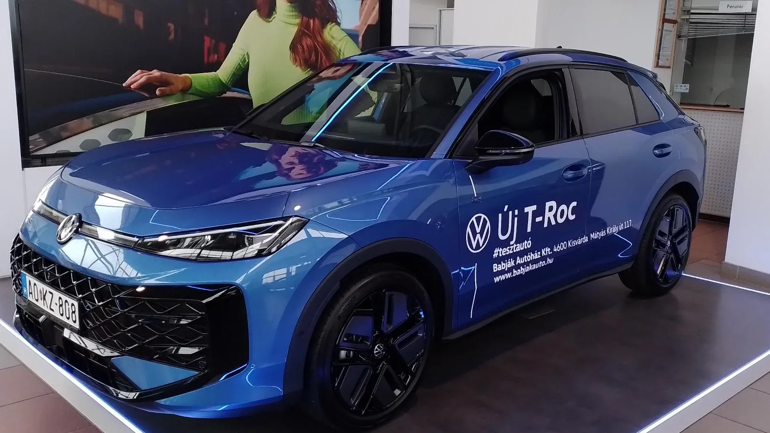 T-Roc R-Line 1.5 eTSI DSG képe