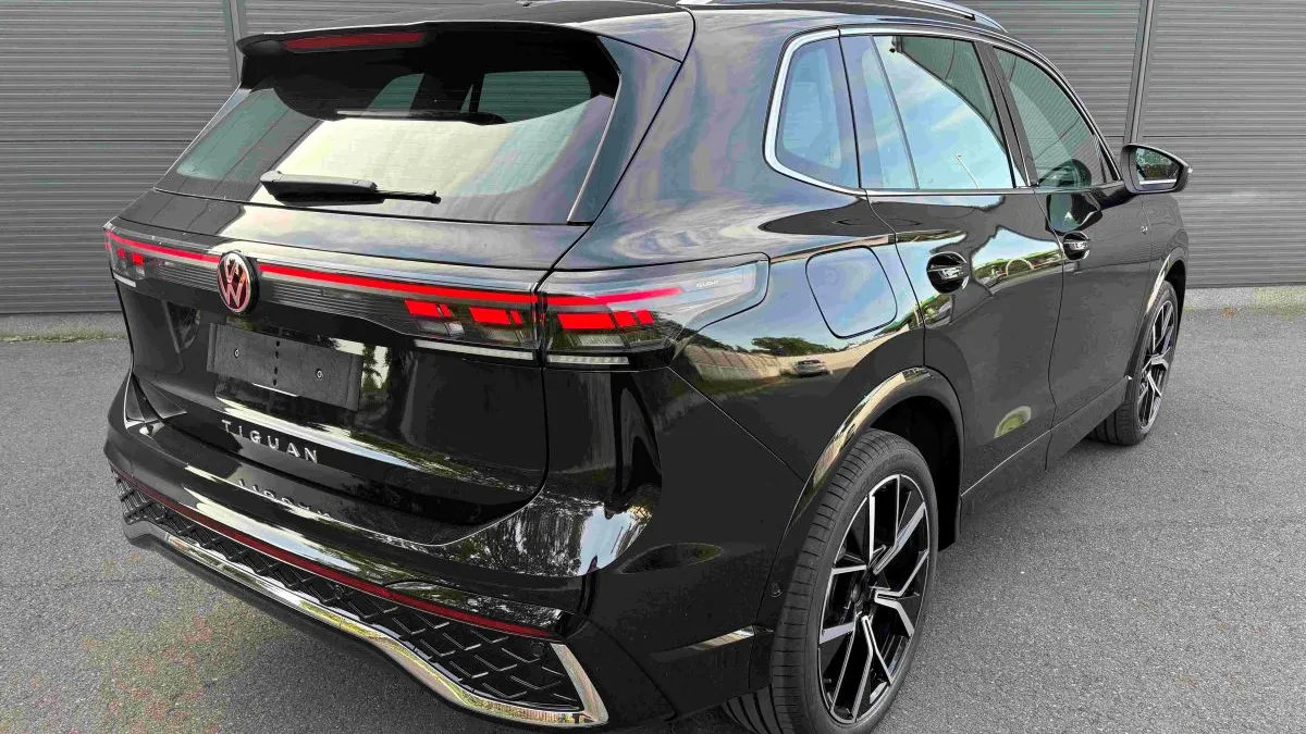 Tiguan R-Line 2.0 TDI DSG képe