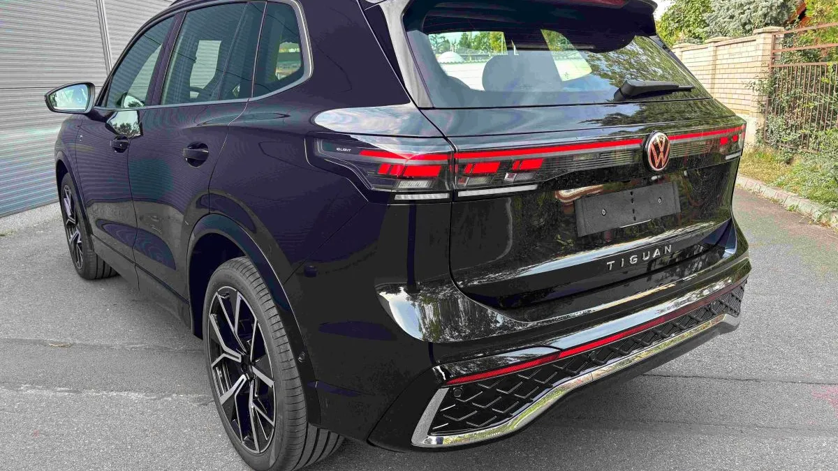 Tiguan R-Line 2.0 TDI DSG képe