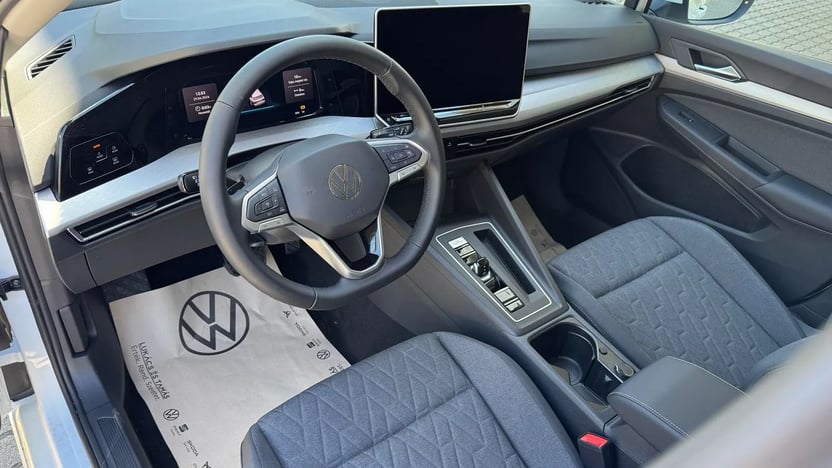 Golf Variant Life 2.0 TDI DSG képe