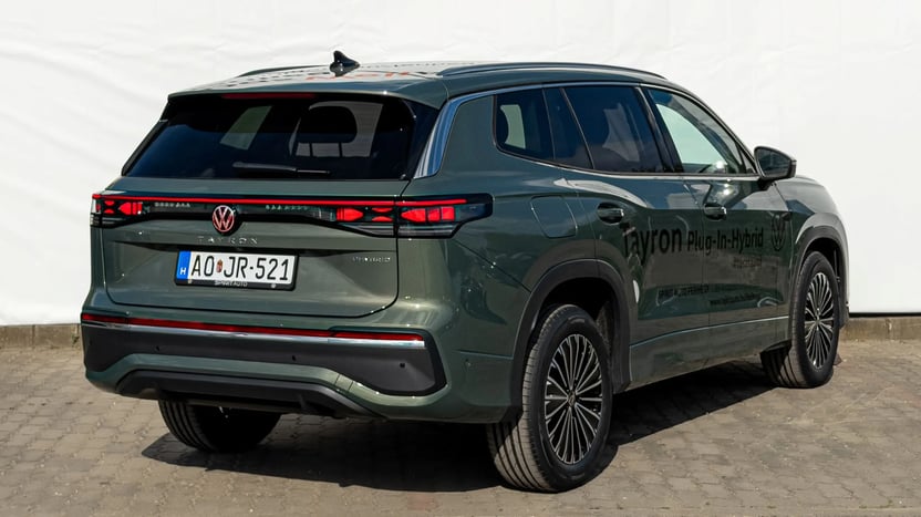 Tayron Elegance TSI Plug-In-Hybrid képe