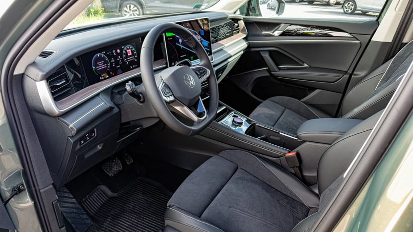 Tayron Elegance TSI Plug-In-Hybrid képe