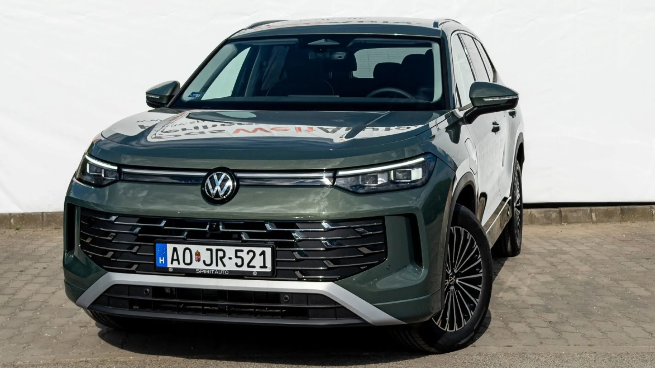 Tayron Elegance TSI Plug-In-Hybrid képe