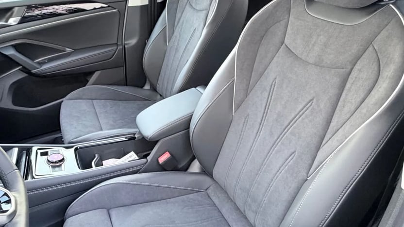 Tayron Elegance TSI Plug-In-Hybrid képe