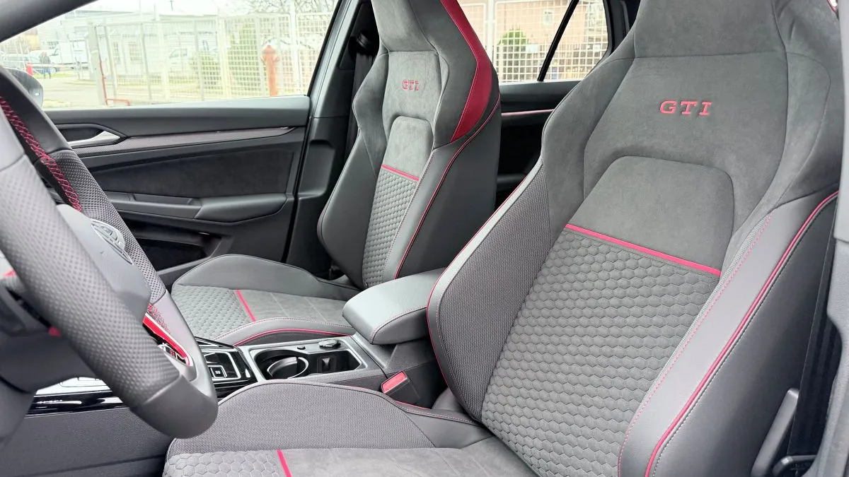 Golf GTI Clubsport 2.0 TSI DSG képe