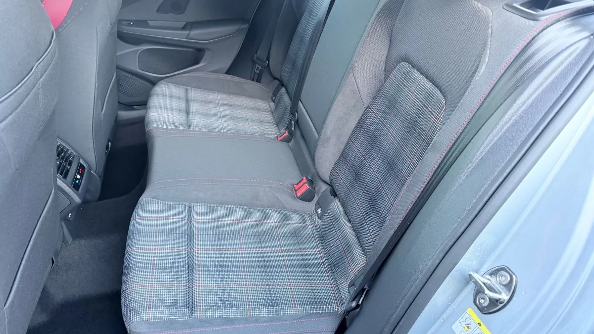 Golf GTI 2.0 TSI DSG képe