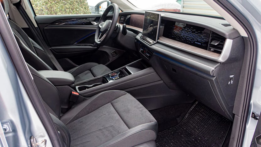 Tayron Elegance TSI Plug-In-Hybrid képe