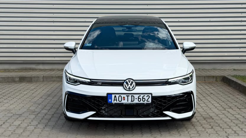 Golf R-Line MAX 1.5 eTSI DSG képe