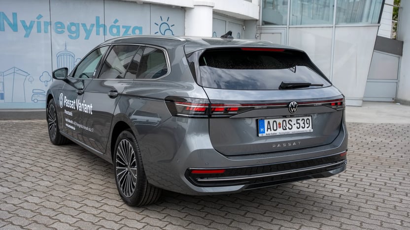 Passat Variant Elegance 2.0 TDI DSG képe