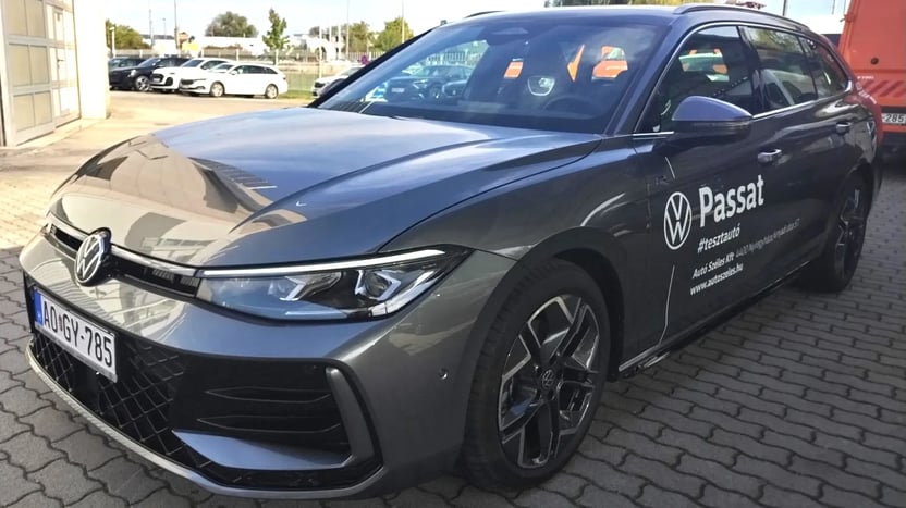 Passat Variant R-Line 2.0 TDI DSG képe