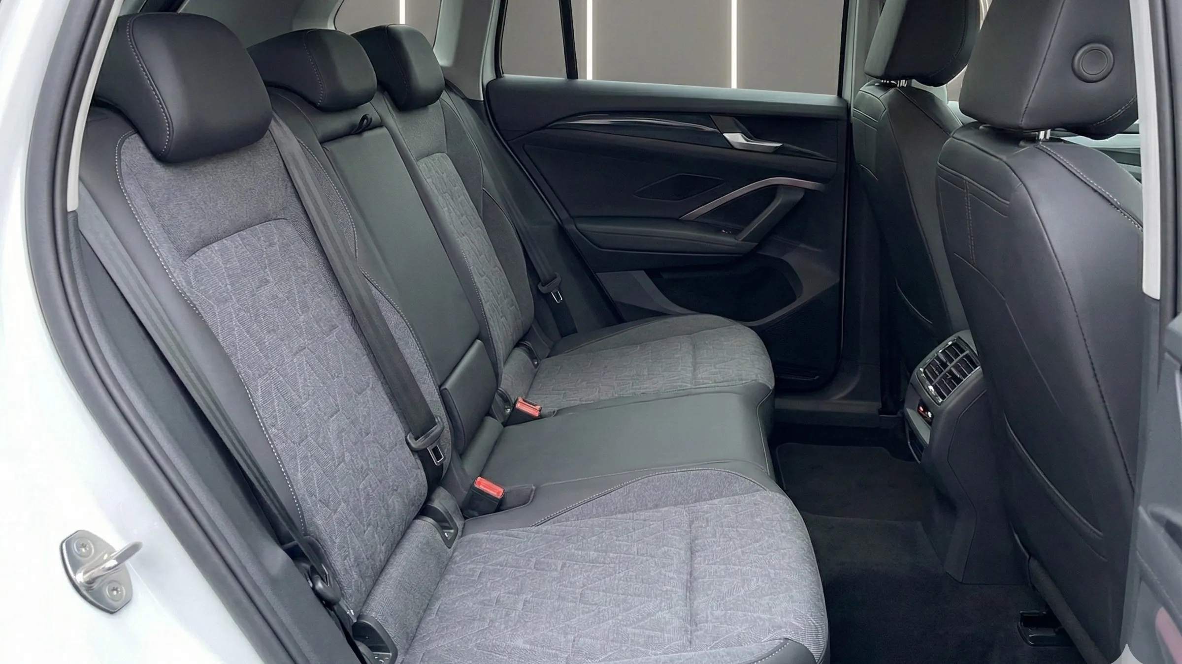 Tiguan Prime 1.5 eTSI OPF DSG képe