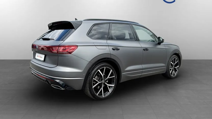 Touareg 3.0 V6 TDI R-Line képe