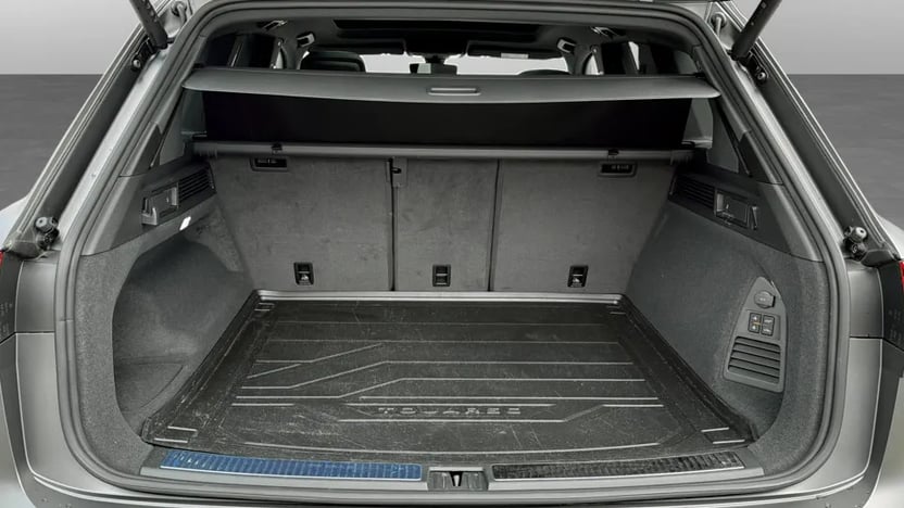 Touareg 3.0 V6 TDI R-Line képe