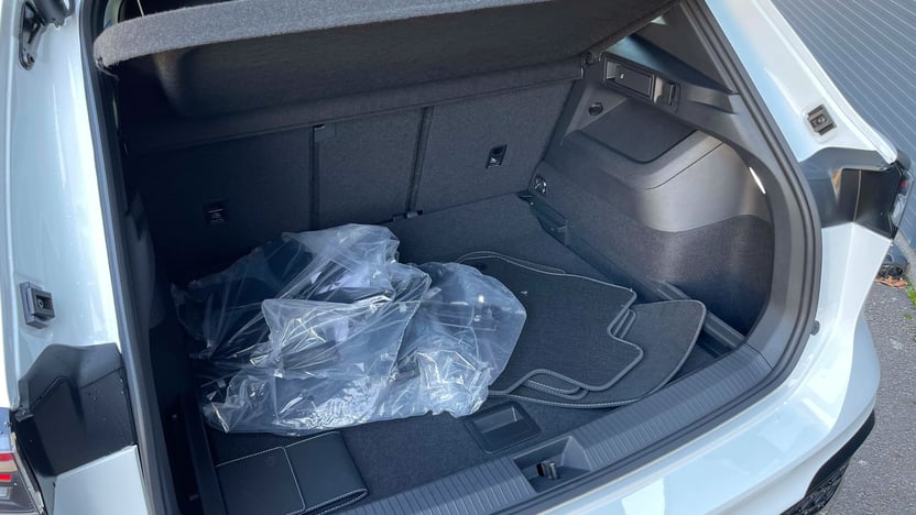 Tiguan R-Line 2.0 TDI DSG képe