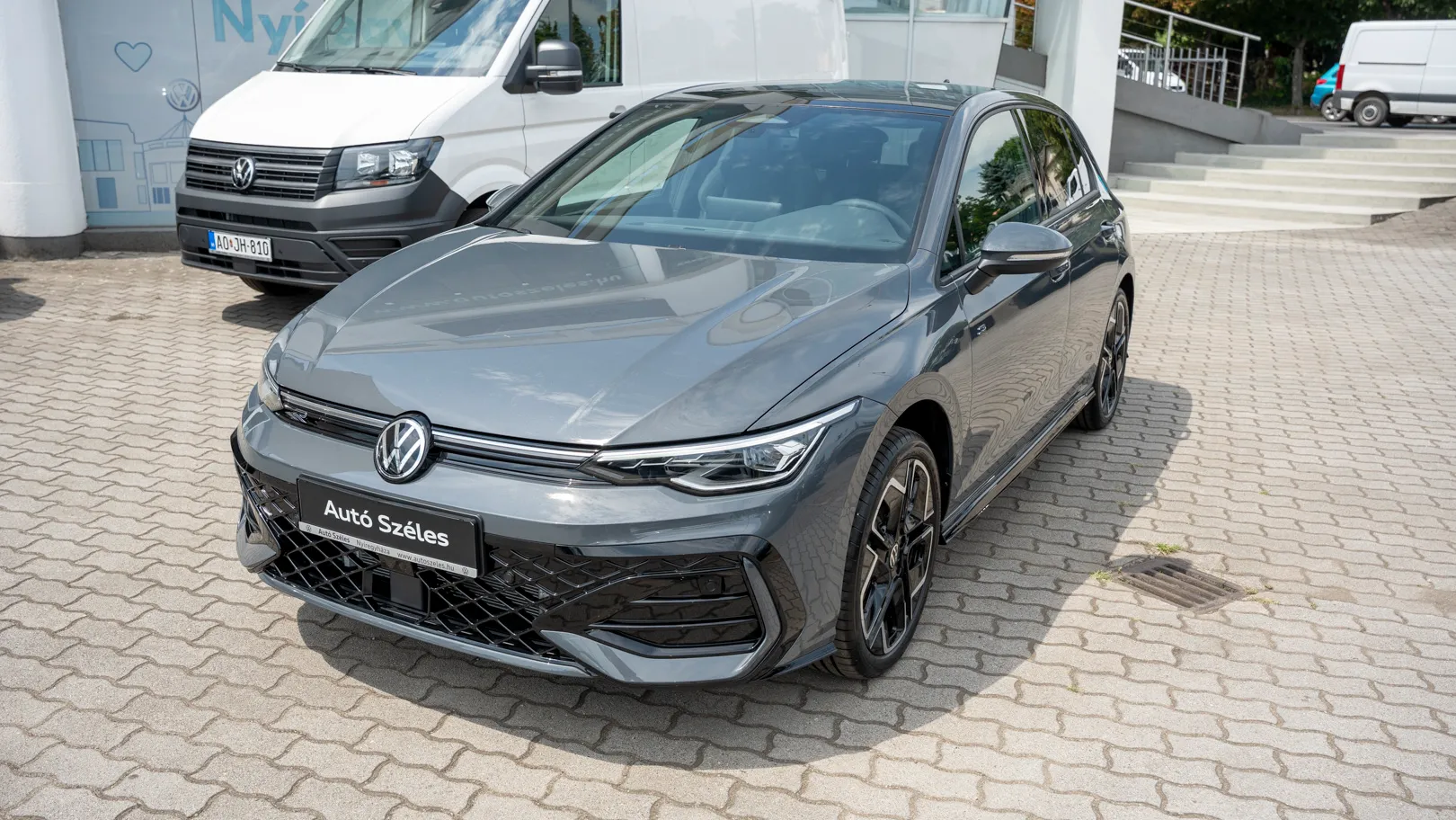 Golf R-Line MAX 1.5 eTSI DSG képe