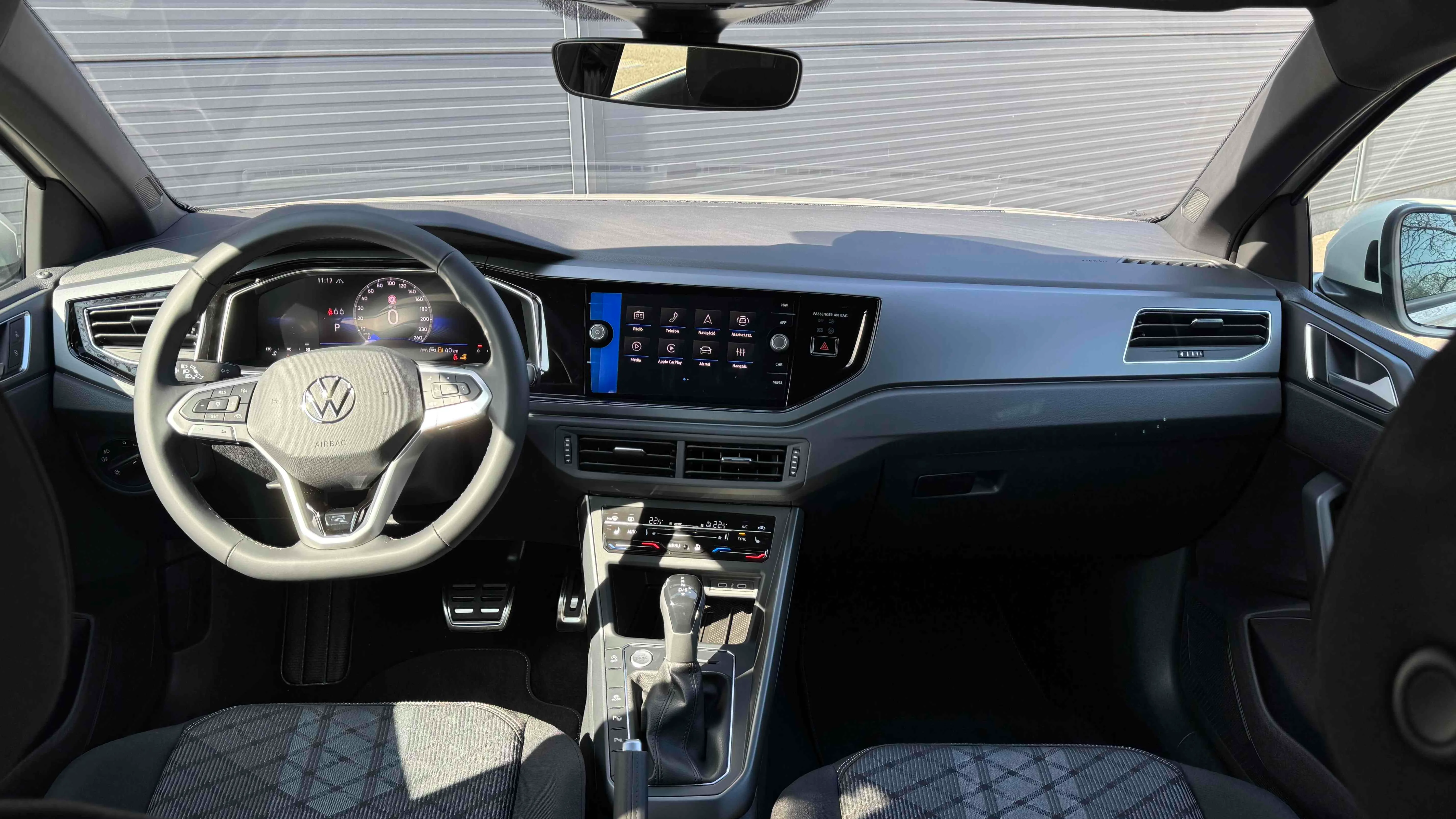 Taigo R-Line 1.5 TSI ACT DSG képe