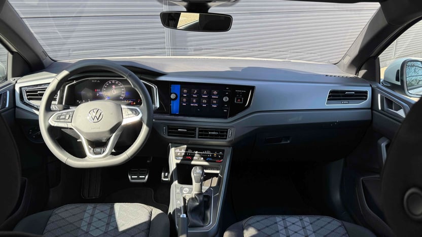 Taigo R-Line 1.5 TSI ACT DSG képe