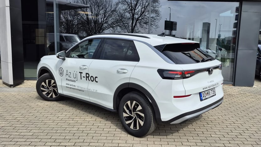 T-Roc Life 1.5 eTSI DSG képe